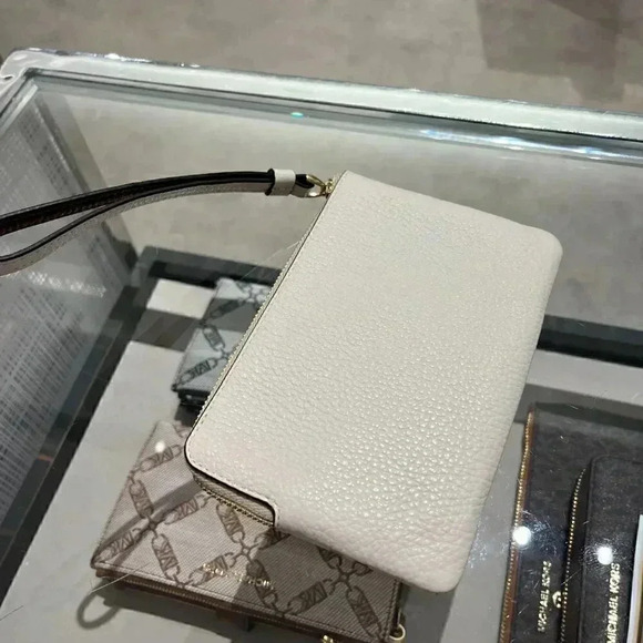 Corner Zip Wristlet With Coach Stripe - Picture 3 of 9